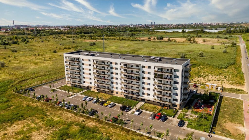 Proiect HILS Splai – Tâmplărie PVC pentru un ansamblu modern și confortabil